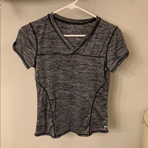 Black and Frey feathered workout T